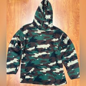 Mens Sportrax Camouflage Hoodie. No Size Tag. Measurements In Pictures.